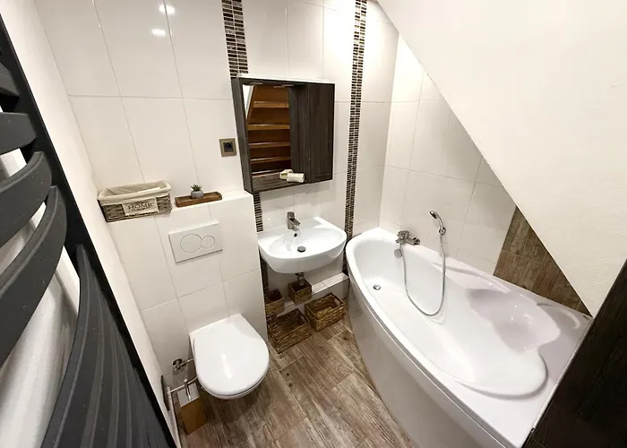 Horský Dům Pod Přehradou U Sjezdovky A Potůčka V Horách Casa vacanze *
