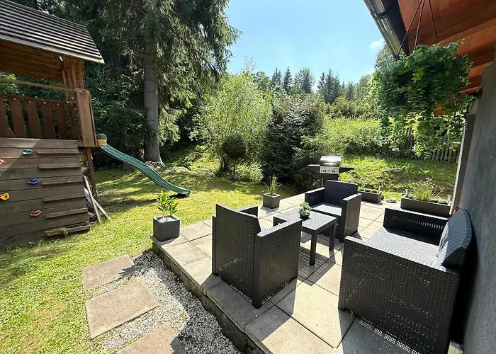 Casa vacanze Horský Dům Pod Přehradou U Sjezdovky A Potůčka V Horách Český Jiřetín